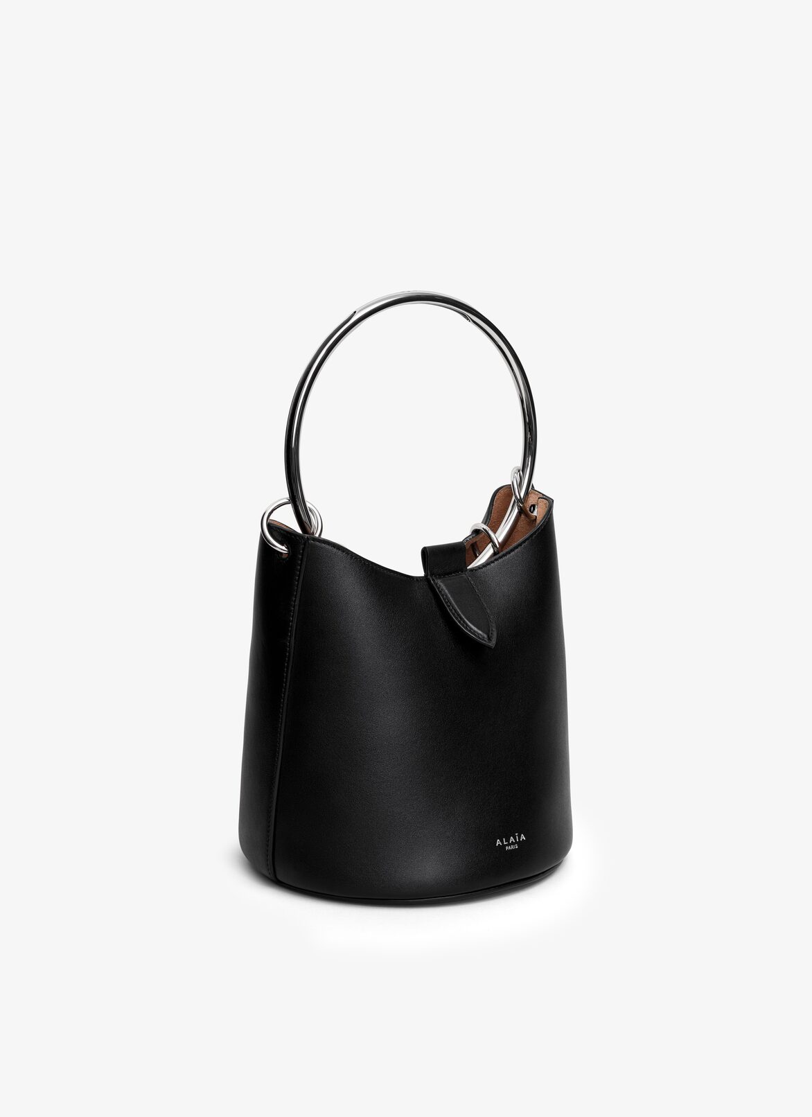 RING MEDIUM BUCKET BAG IN CALFSKIN ALAÏA BLACK RING MEDIUM BUCKET BAG IN CALFSKIN